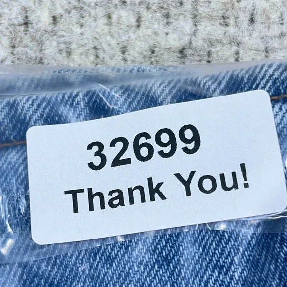 Vintage Levis Shorts Women Junior Size 9 Slim Fit 912 90s Med Wash 1997 29" W - Picture 11 of 11